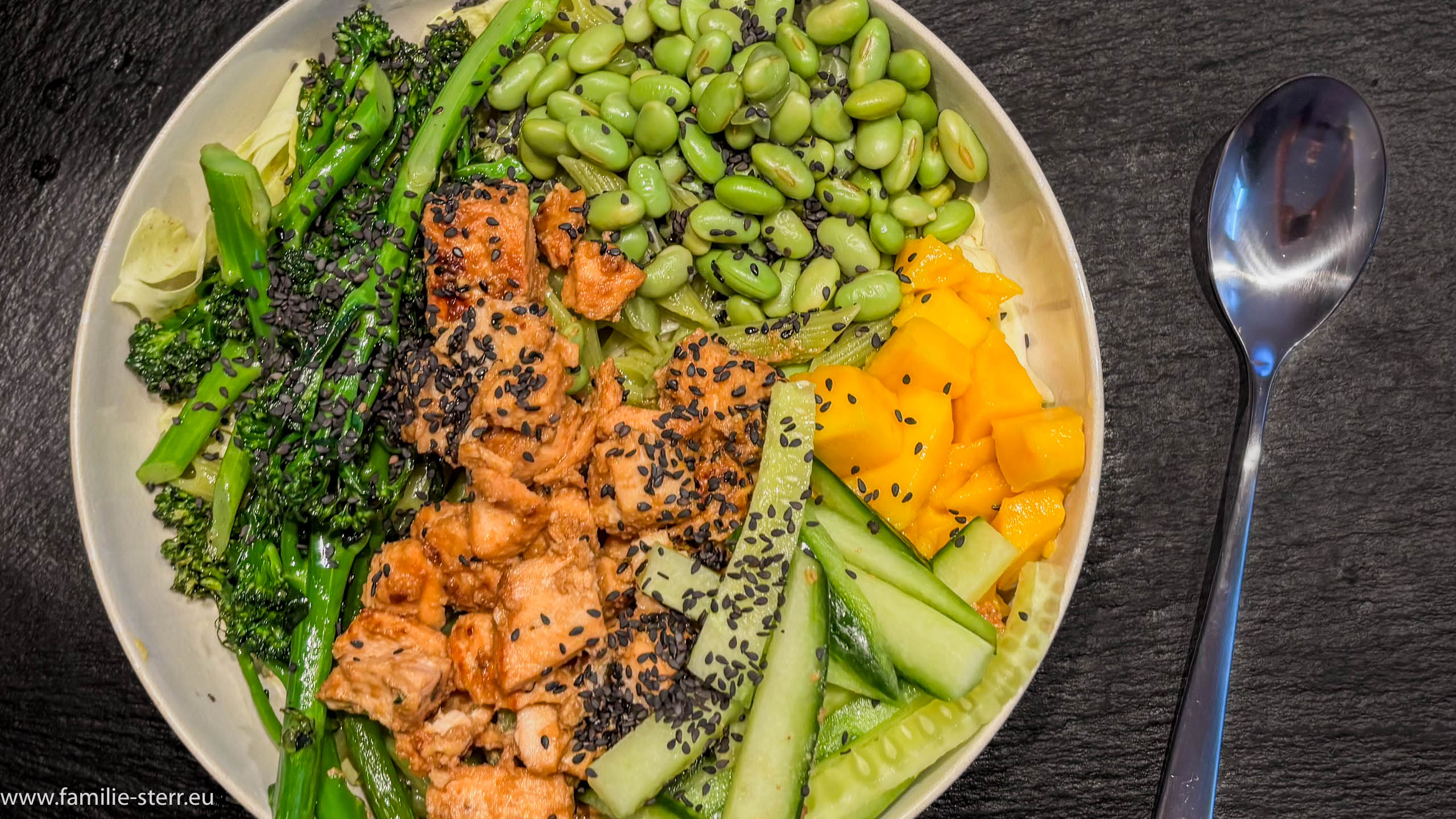 Bowl mit Lachs