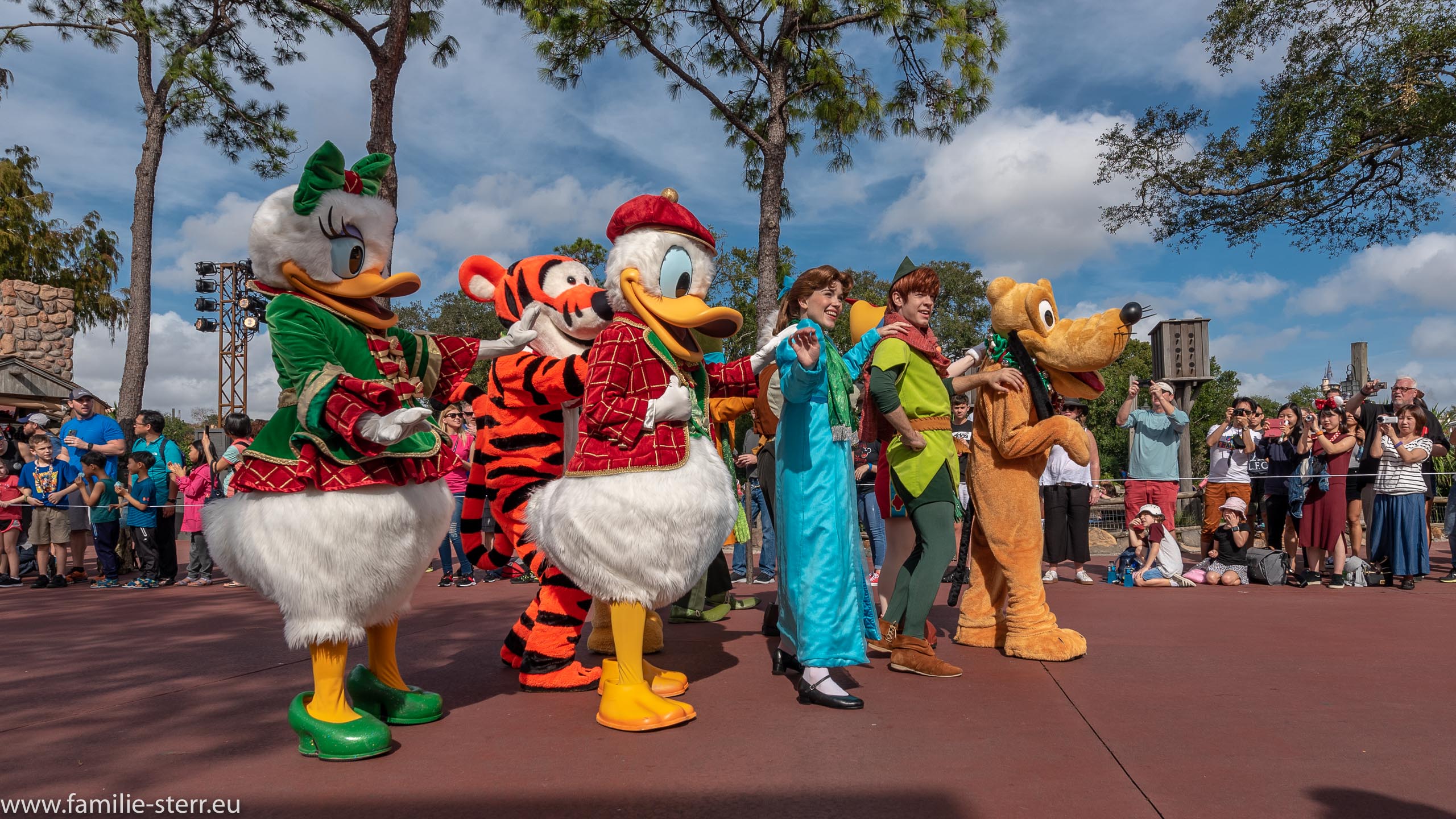 Mickey's Very Merry Christmas Parade